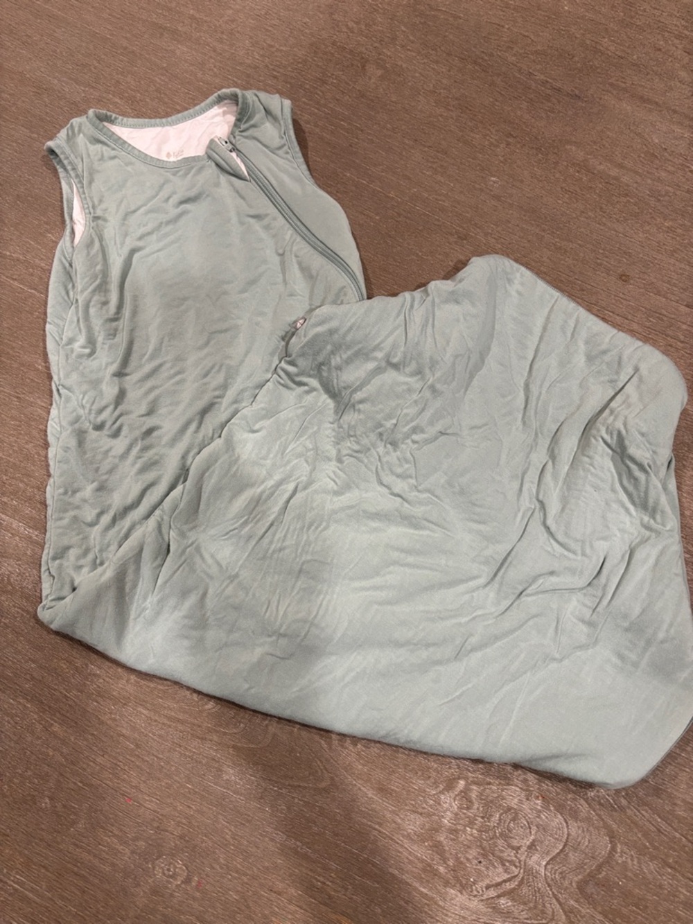 KYTE Baby Sleep Sack in Soft Sage Green sz L 1.0 TOG